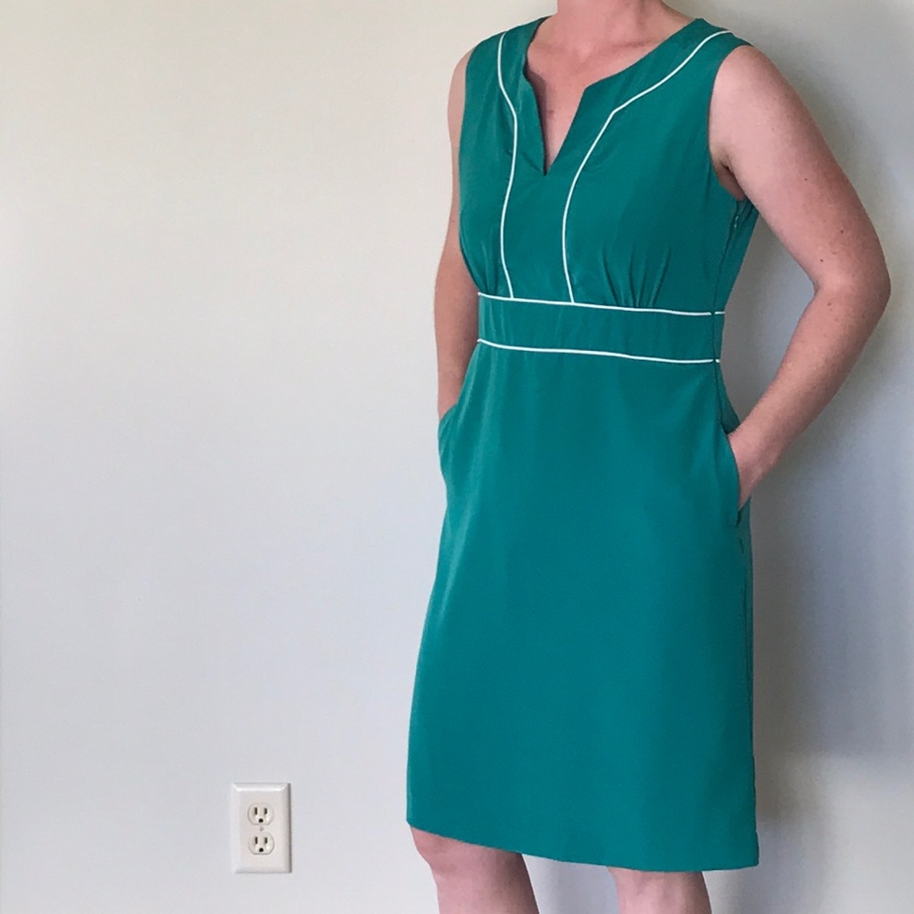 Banana Republic sleeveless dress size 10